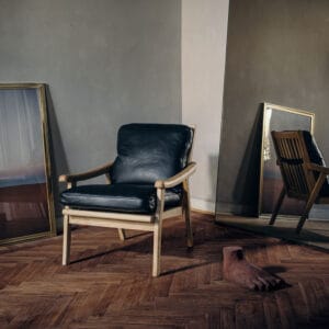 Furninova Podium-nojatuoli, miljöökuva.