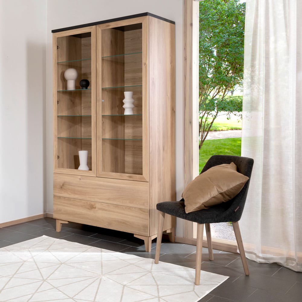 Hiipakka Niklas-vitriini N7.1. Miljöökuva.