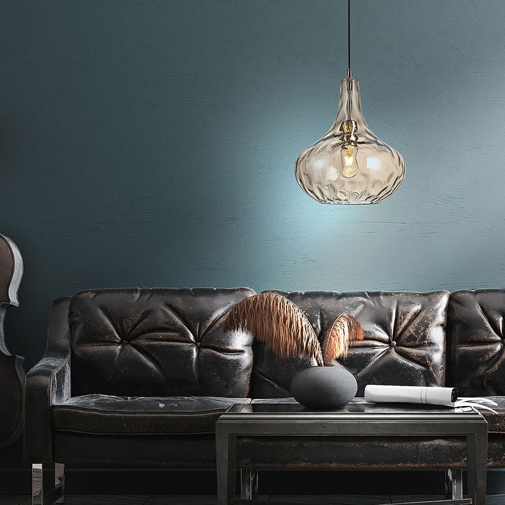 Valaisin Grönlund Meukow-riippuvalaisin, shampanja. Miljöökuva.