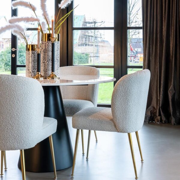 Richmond Interiors Tenille-ruokapöytä