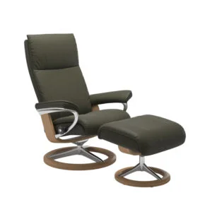 Stressless Aura-lepotuoli Signature-jalalla