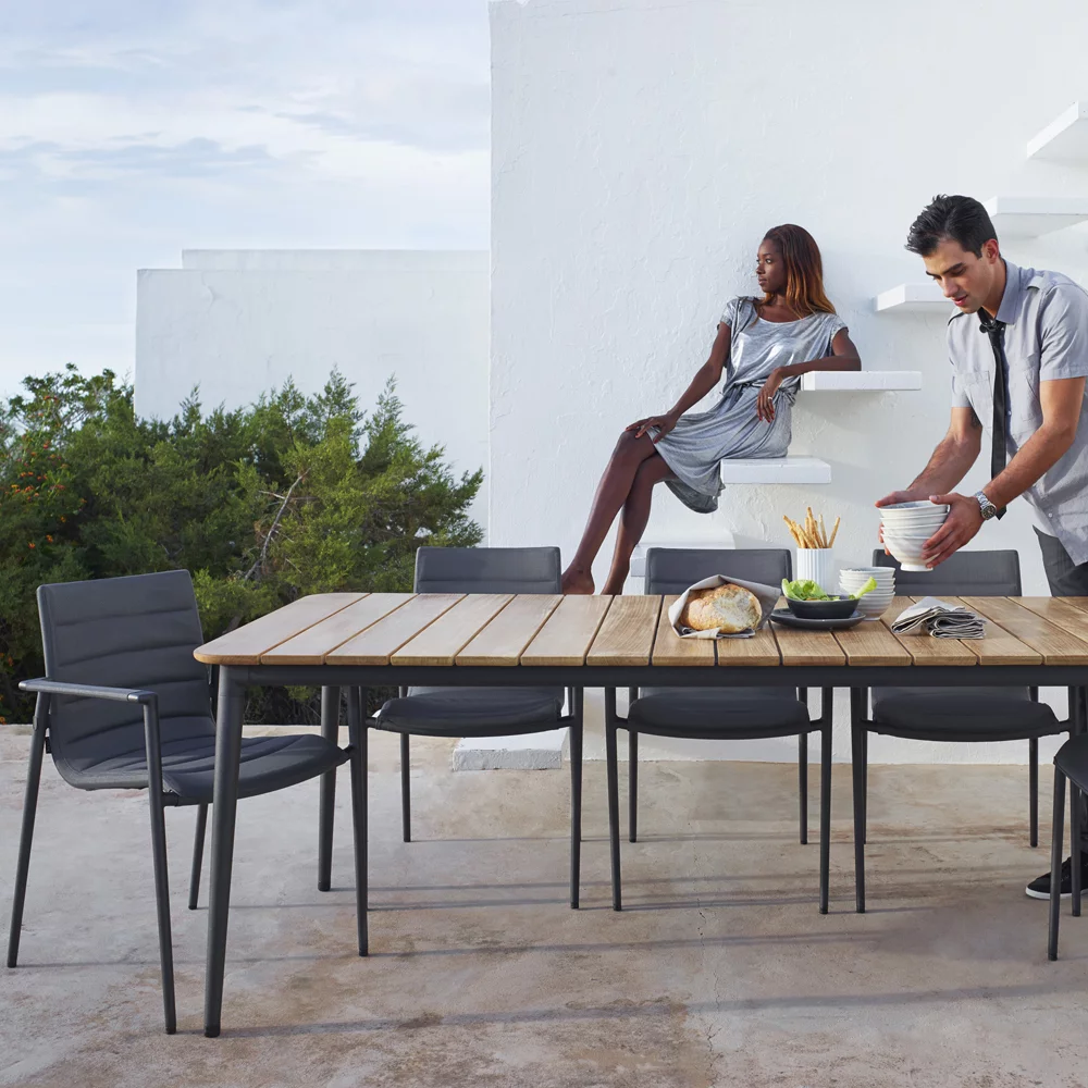 Cane-line Core-käsinojatuoli, harmaa