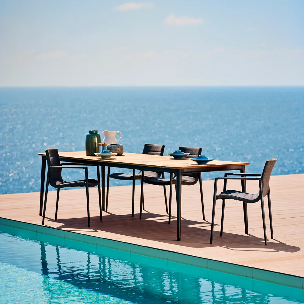 Cane-line Core-käsinojatuoli, harmaa