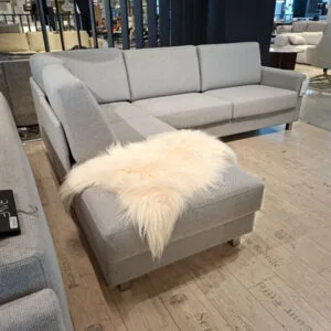 Honkanen Aini-vuodesohva, harmaa kangasverhoilu, Outlet Tampere