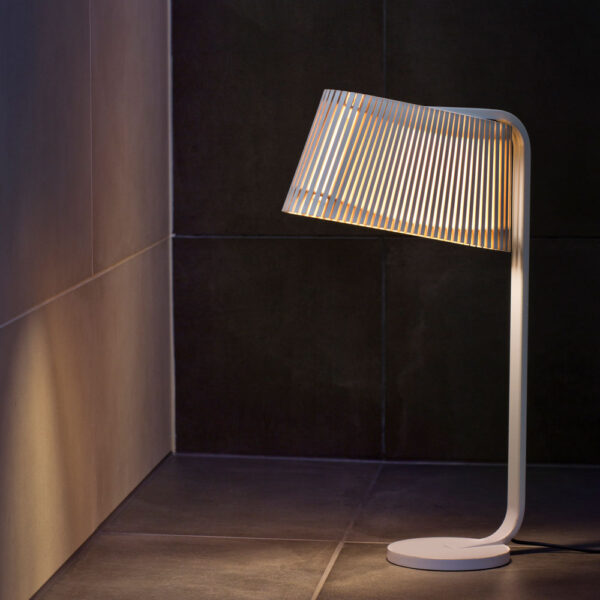 Secto Design Owalo 7020 -pöytävalaisin