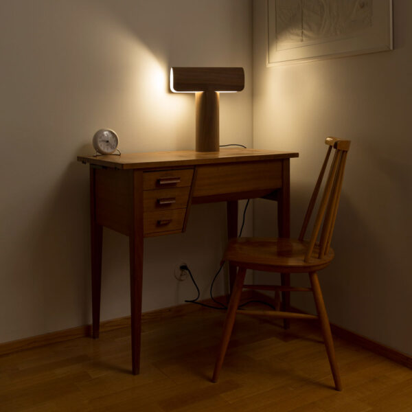 Secto Design Teelo-pöytävalaisin
