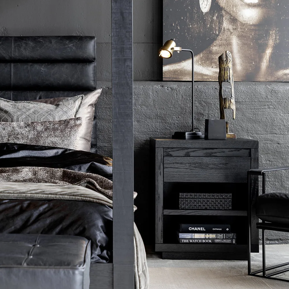 Artwood Hunter-yöpöytä