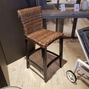 Artwood Hartford-baarituoli, outlet Tampere