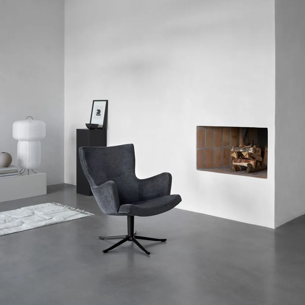 Conform Gyro-nojatuoli kangasverhoilulla. Miljöökuva.