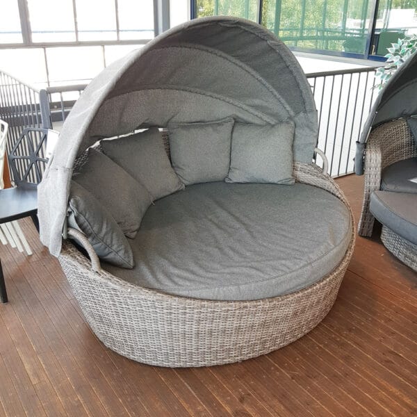 Puutarhakalusteiden outlet Tampere | KruunuDesign Passion-aurinkopeti