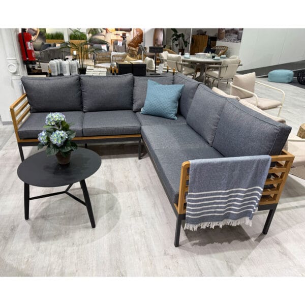 Puutarhakalusteiden outlet Turku | Capri-kulmasohva