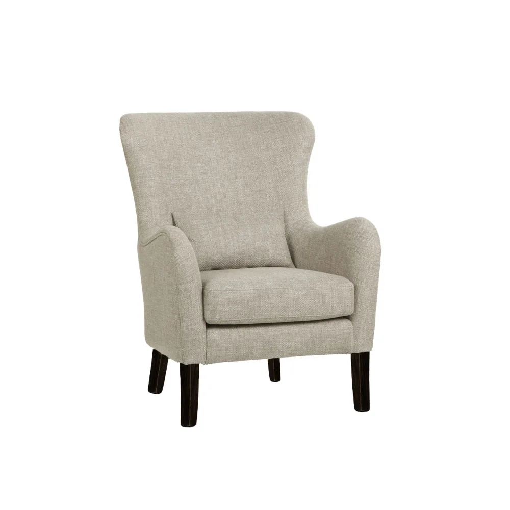 Artwood Sasha-nojatuoli on klassinen lepotuoli, omiaan olohuoneeseen ja lukunurkkaukseen. Vaalea Sway Natural -kangasverhoilu.