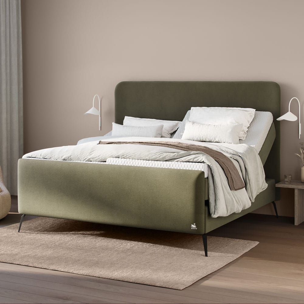 Svane Athena DeLuxe -moottorisänky 180 cm, vihreä. Miljöökuva.
