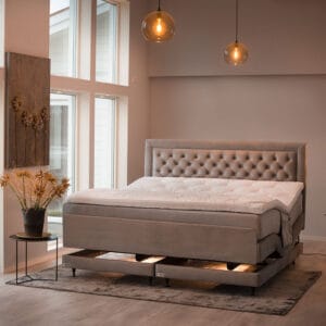 Elite X-moottorisänky, beige verhoilu, miljöökuva