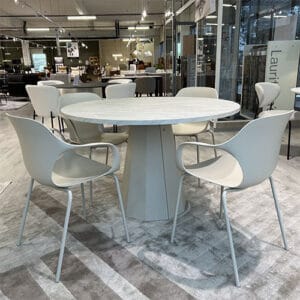 Connubia Dix+Ops-ruokailuryhmä, outlet Turku