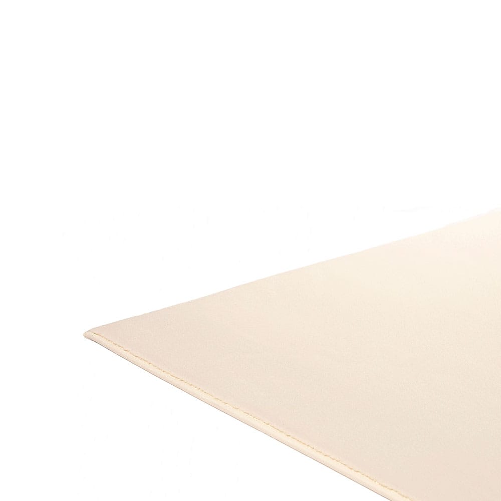 VM Carpet | Usva-nukkamatto, valkoinen.