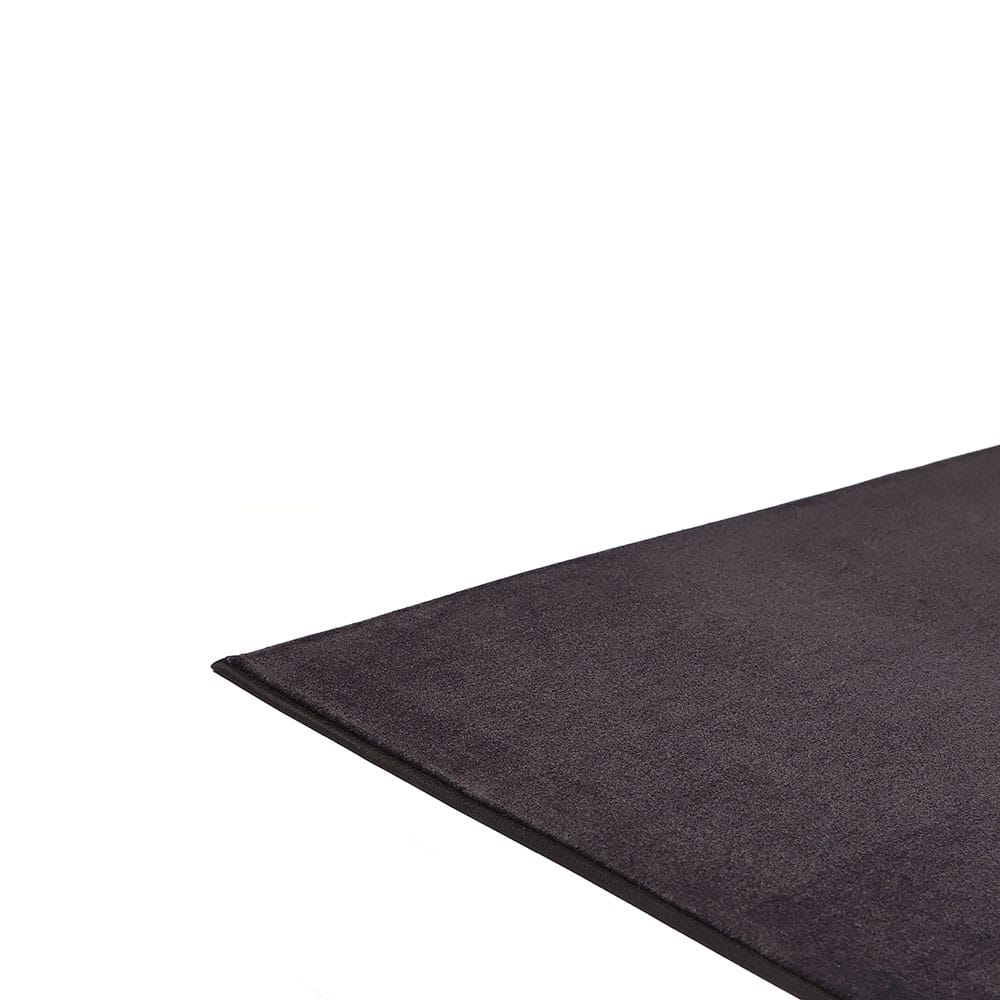 VM Carpet | Usva-nukkamatto, musta