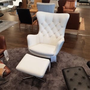 Bröderna Anderssons Status King -nojatuoli ja rahi, outlet Tampere