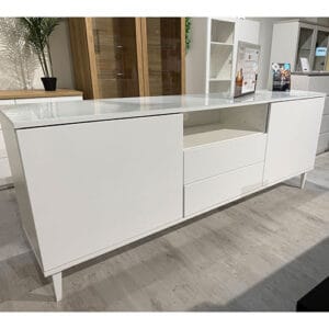 Hiipakka Taiga-tv-taso 4.10, outlet Turku