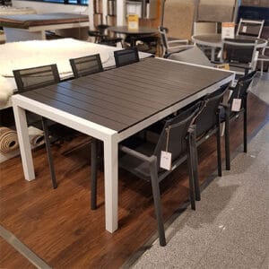 Bistro-ruokailuryhmä ulos kuudelle, outlet Tampere