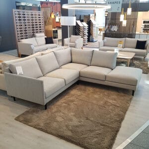 Shapes Sky-kulmadivaanisohva, vaaleanharmaa. outlet Tampere.