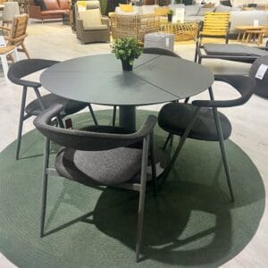 Brafab Peace-ruokailuryhmä 4:lle <br>outlet Turku