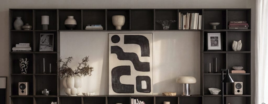 Artikkelikuva | Rowico Home Scottsdale-hyllyt, ruskea tammi. Miljöökuva.