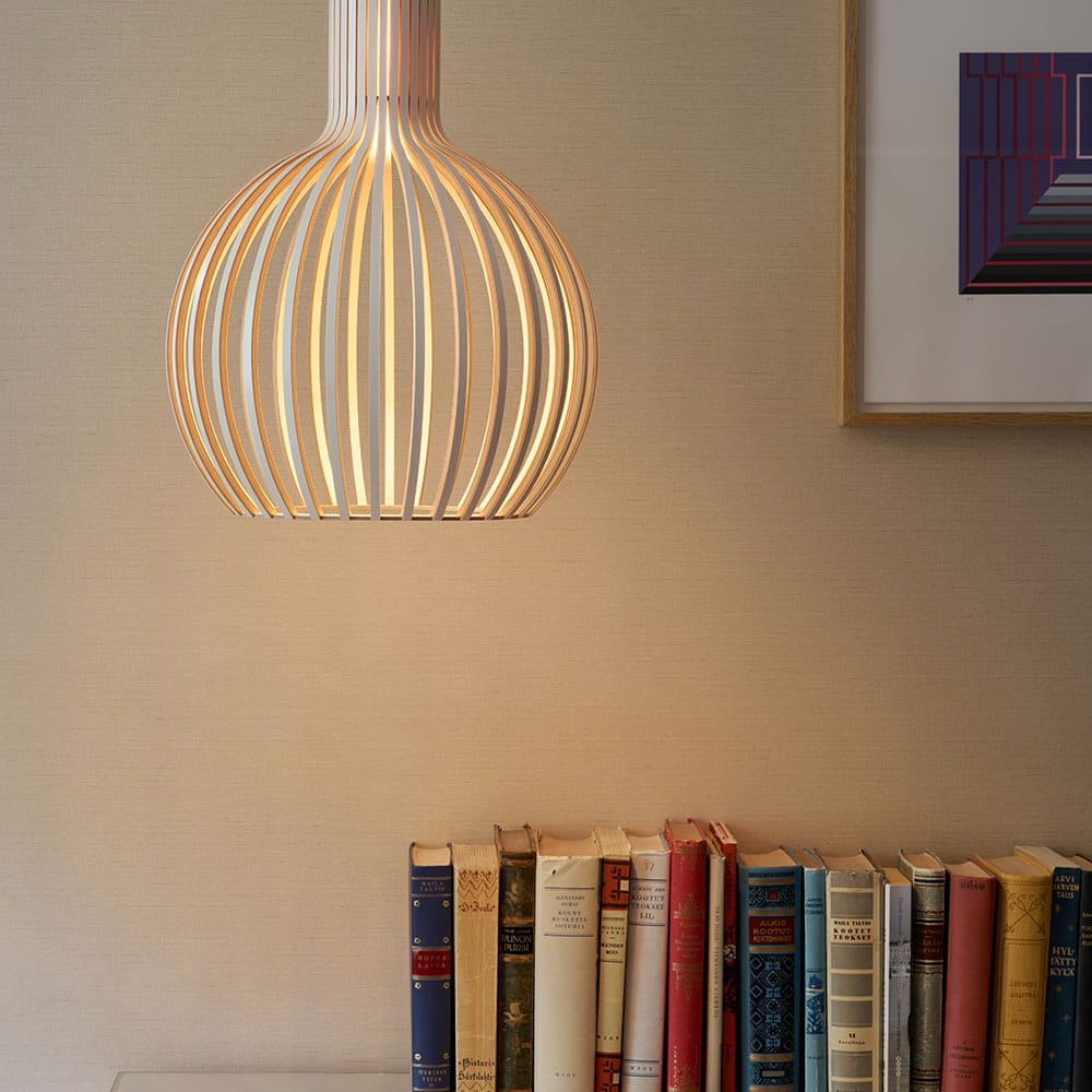 Secto Design Octo Tre 4242 riippuvalaisin, miljöökuva.